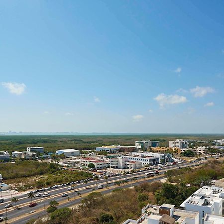 Ibis Cancun Centro Экстерьер фото