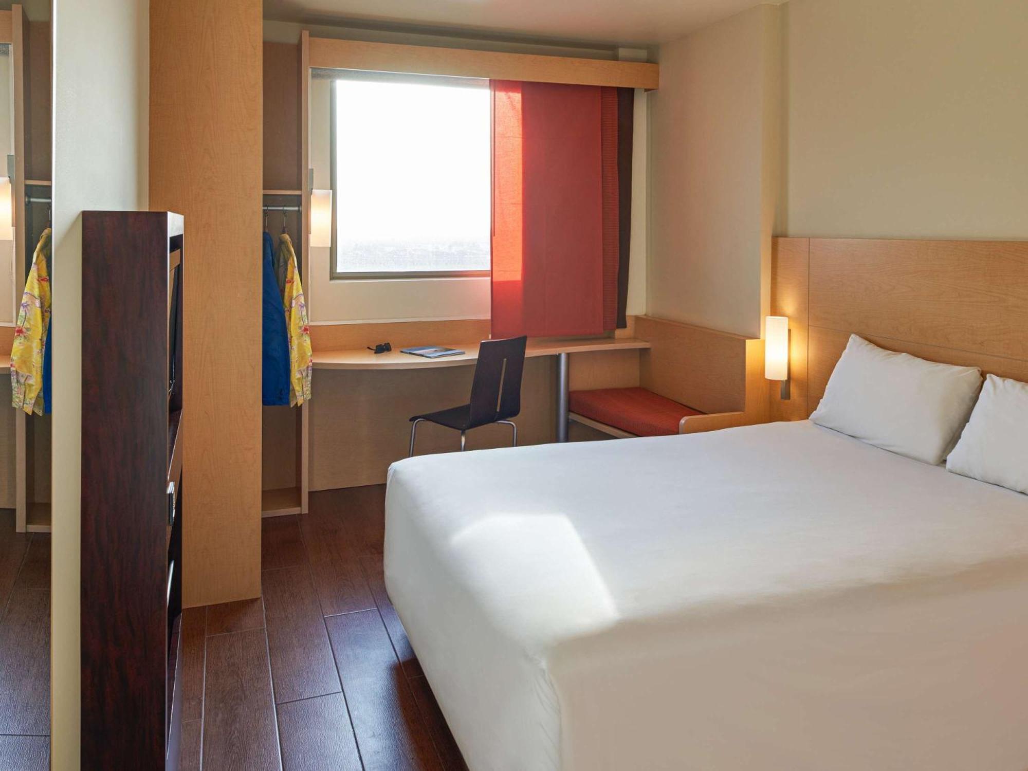 Ibis Cancun Centro Экстерьер фото