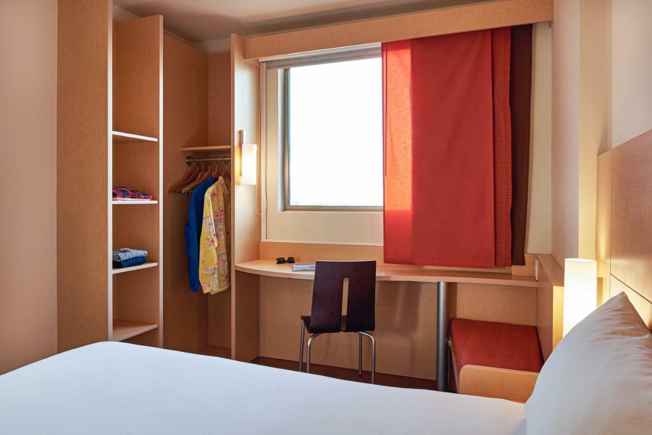 Ibis Cancun Centro Экстерьер фото